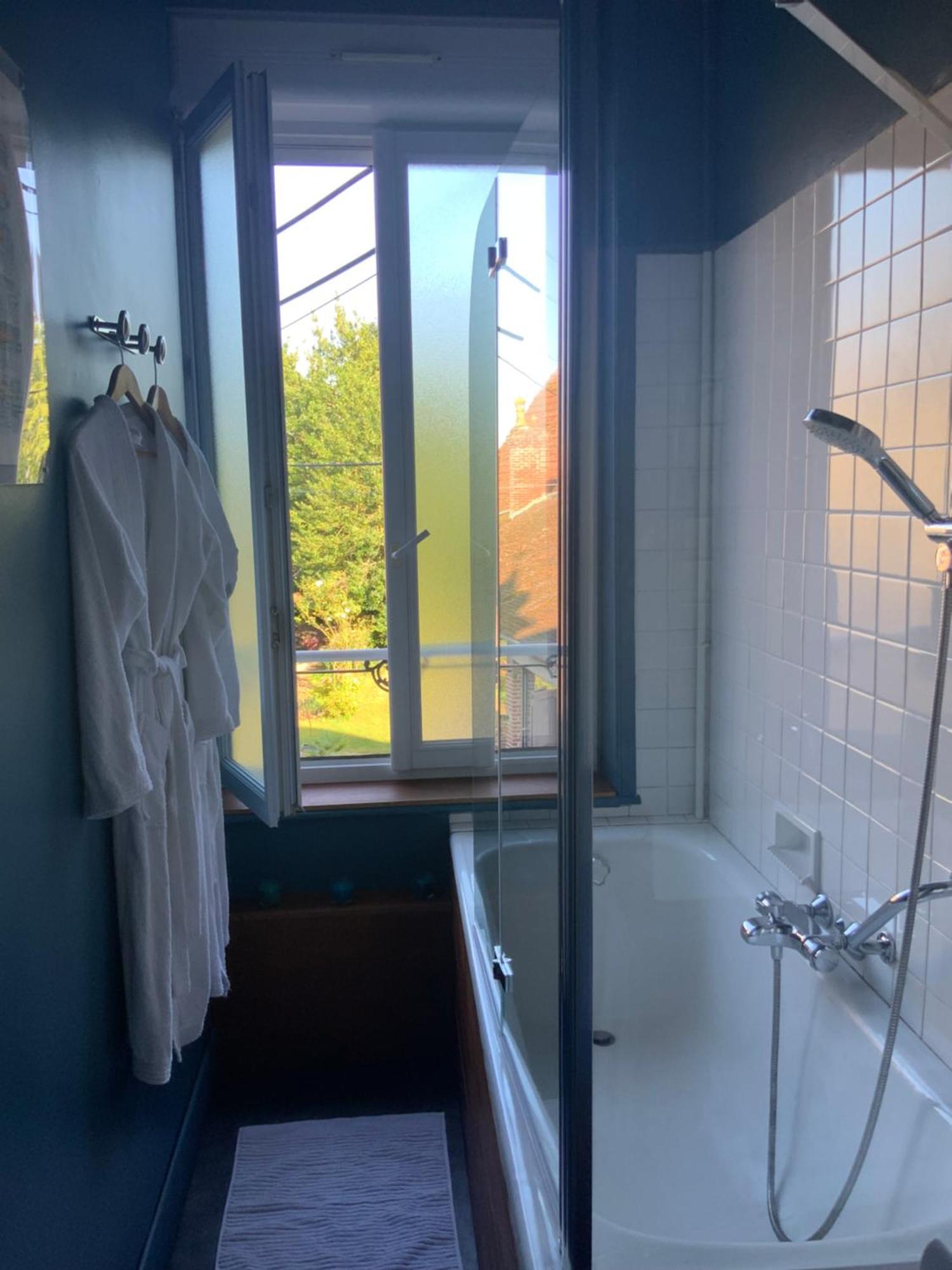 Saint-Pierre-en-Auge Par La Dives Bed & Breakfast エクステリア 写真